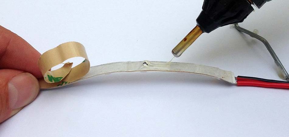 Can-You-Use-Hot-Glue-to-Stick-Led-Strips-Lights