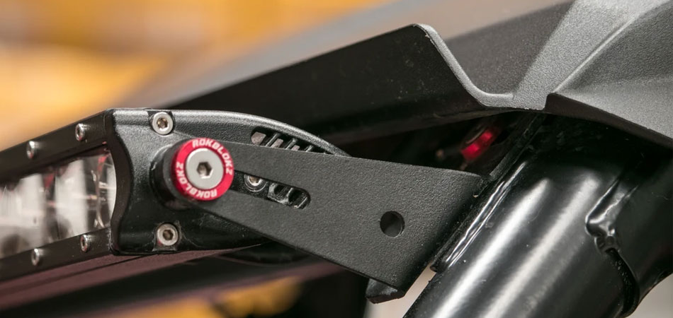 Drill-the-Accurate-Size-Hole-to-Mount-the-Brackets