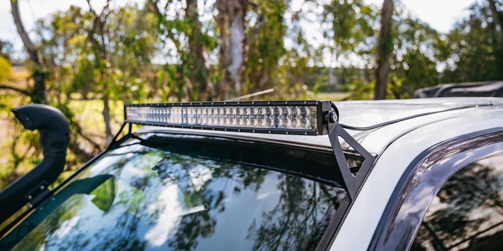 How-to-Mount-Light-Bar-on-Roof-Without-Drilling