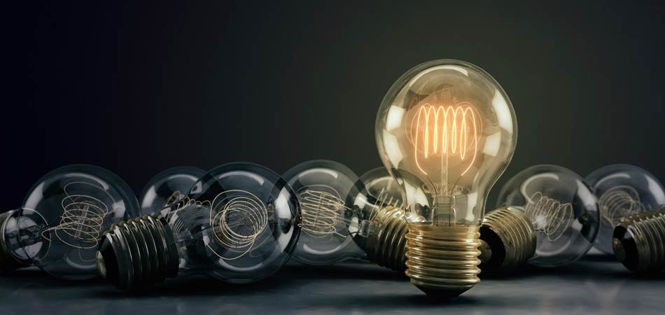 Stay-With-Incandescent-Bulbs