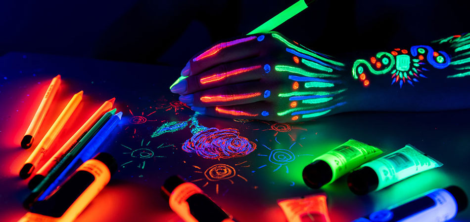 Use-a-Special-Blacklight-Poster-Paint
