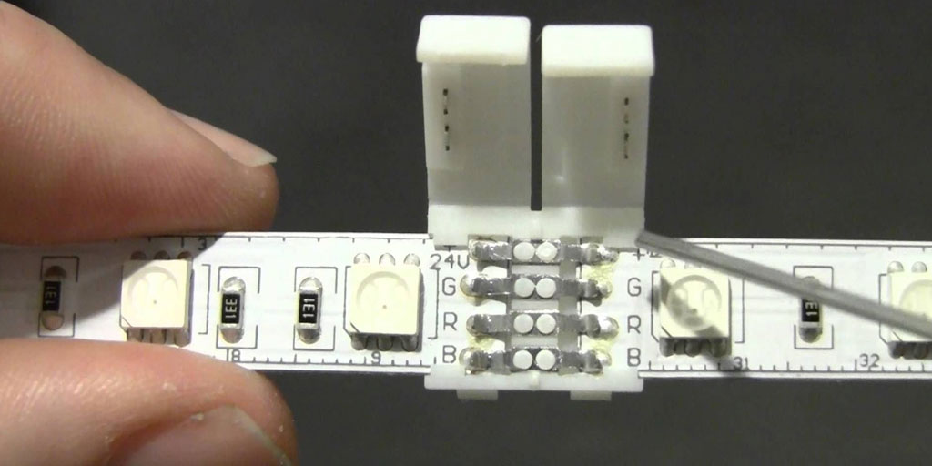 How-to-Connect-Led-Strip-Lights-to-Mains