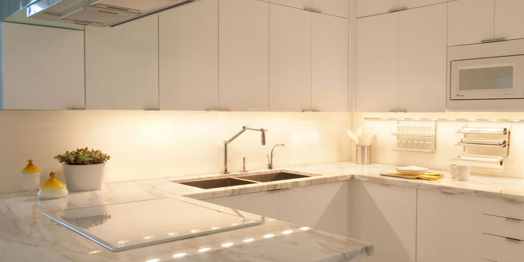 How-to-Change-Under-Cabinet-Halogen-Light-Bulb