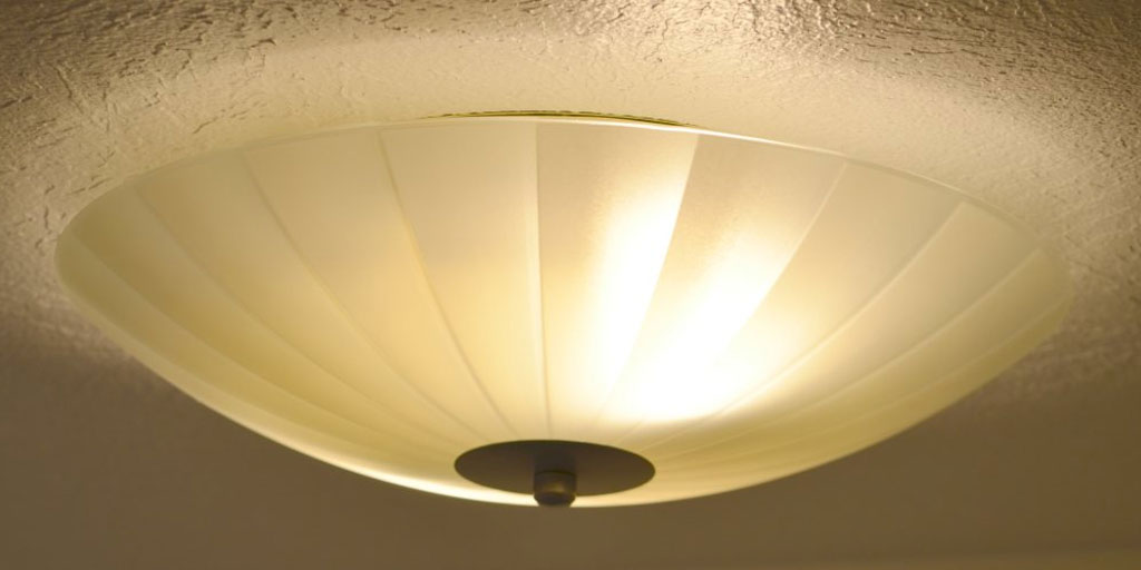 What-Is-an-Enclosed-Light-Fixture
