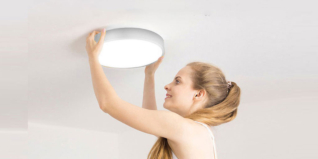 How To Remove Ceiling Light Cover No S 6 Steps Guide - How To Take A Dome Light Fixture Off The Ceiling