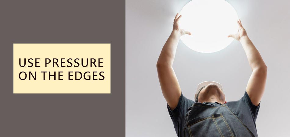 Use-Pressure-on-the-Edges