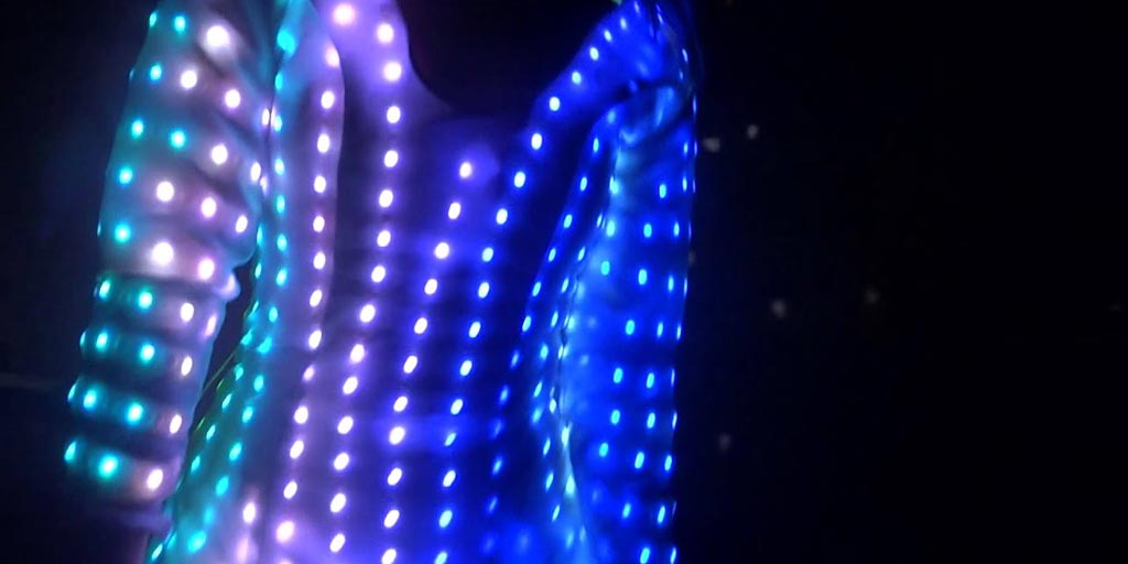 How-to-Attach-Led-Lights-to-Clothes