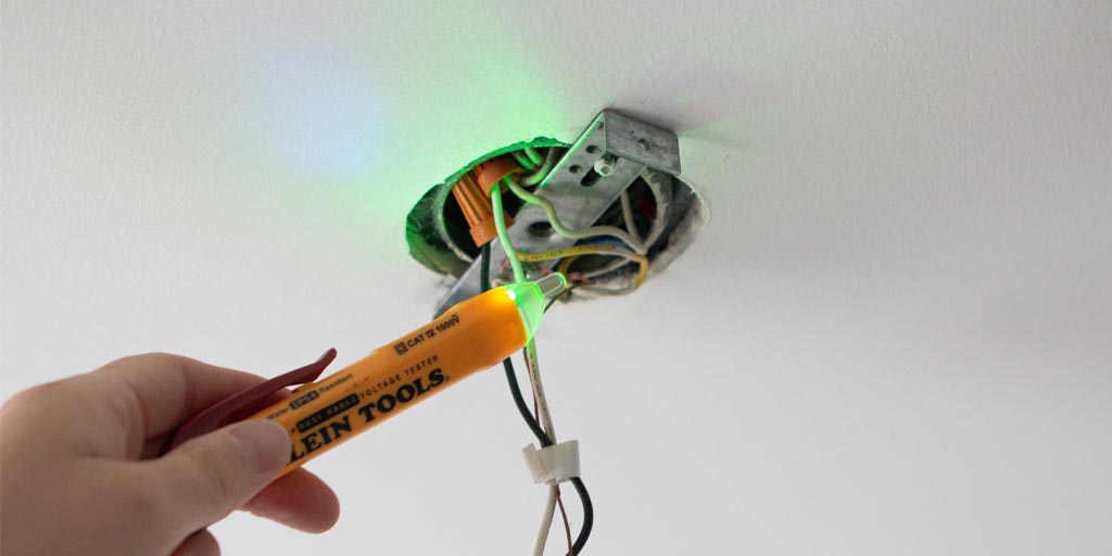 How-to-Test-a-Light-Fixture-Before-Installing